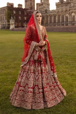 Faiza Saqlain - Raeni