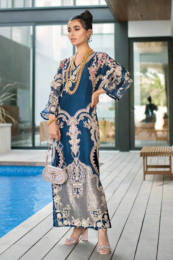 Saira Shakira - Azure